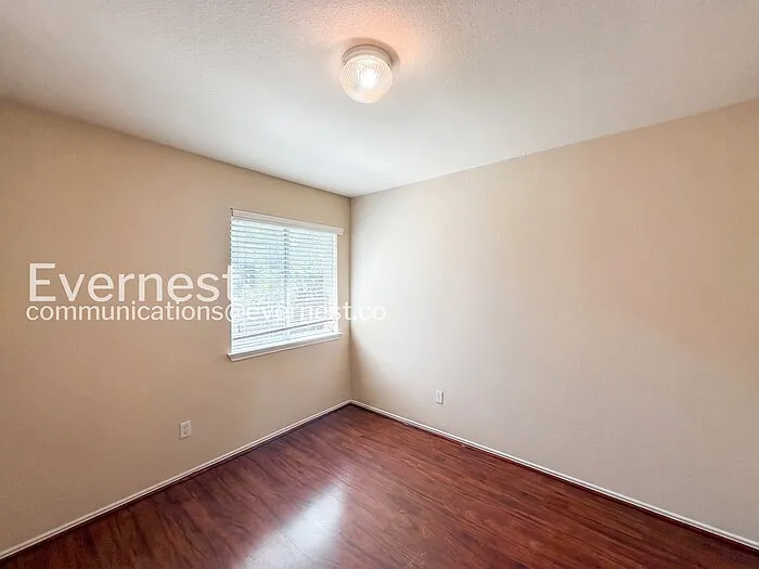 3145 Henderson Path — Photo 11