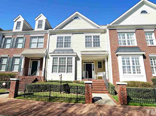 2419 Saint Pauls Sq, Raleigh, NC 27614