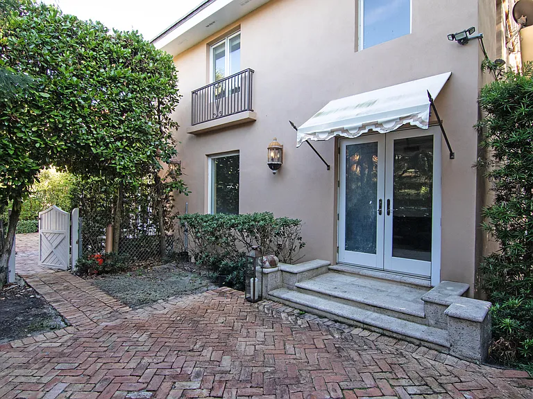 222 Park Ave — Photo 27