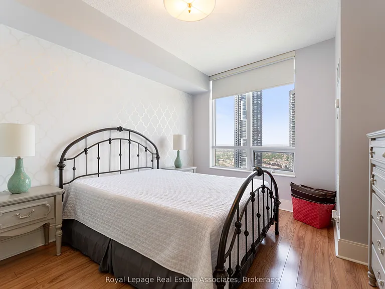 330 Burnhamthorpe Rd W #2604 — Photo 13