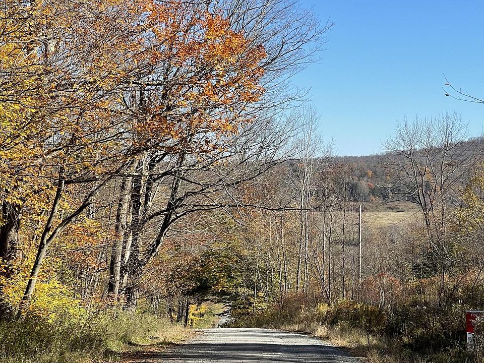 2nd image of Welk Rd
