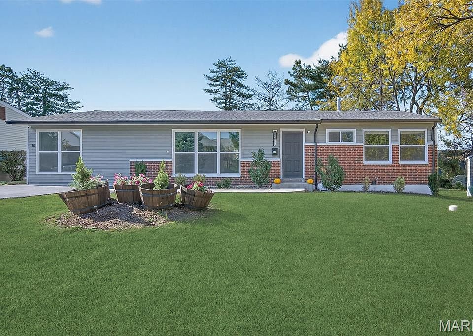 1st image of 1223 Olivette Dr