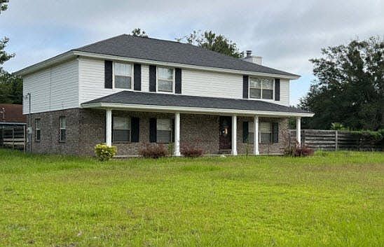 3rd image of 630 Windhaven Dr