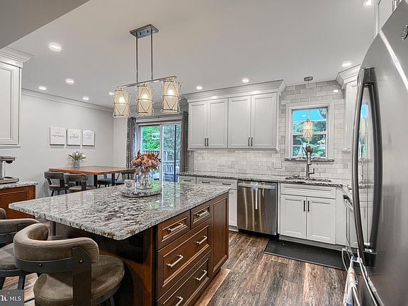 5th image of 631 Nanticoke Ct