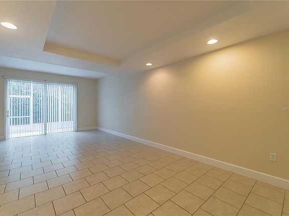 5th image of 1967 Grand Oak Dr