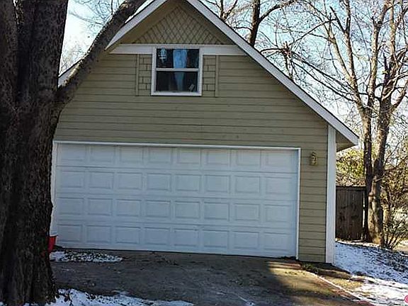 3rd image of 423 N Chickasaw Ave