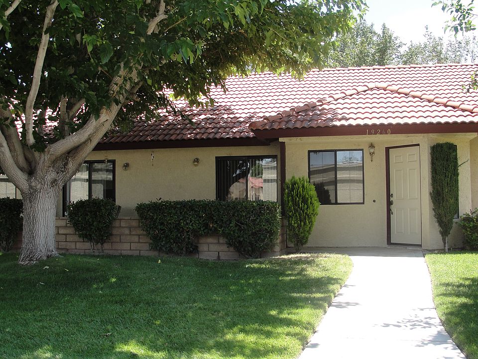 1st image of 19260 Cottonwood Dr