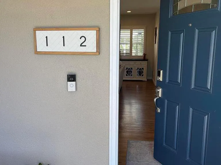112 Maria Ln — Photo 4