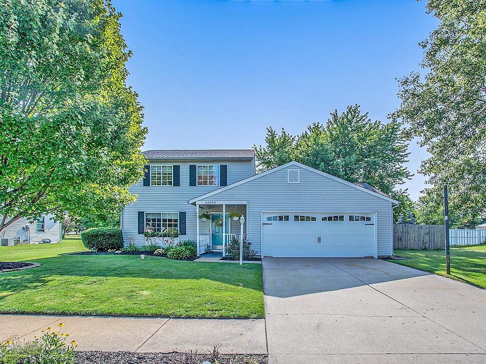 1st image of 65854 Woodbury Dr