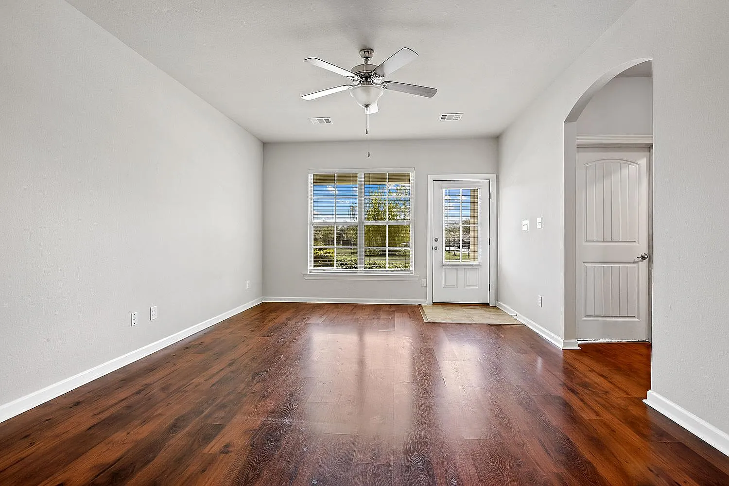 Catahoula Dr, Baton Rouge — Photo 1
