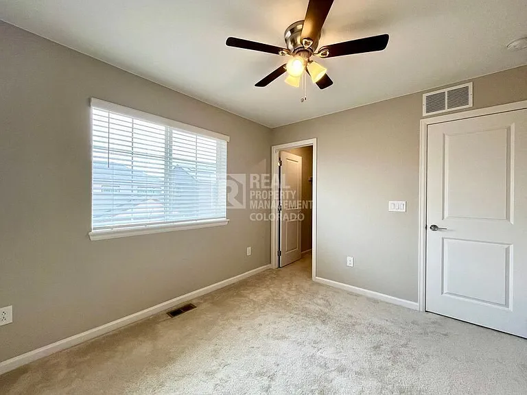 11909 Norfolk Ct — Photo 11