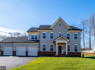 9504 Dashia Dr, Fort Washington, MD 20744