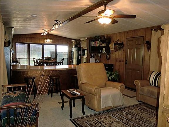5th image of 213 Harbor View Ct