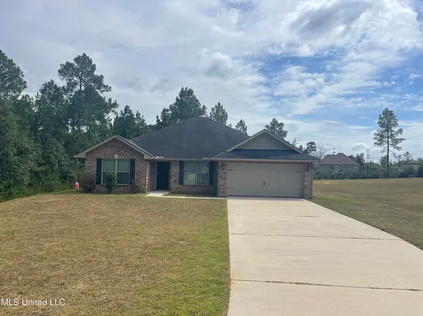 21449 W Edgewood Dr, Saucier, MS 39574