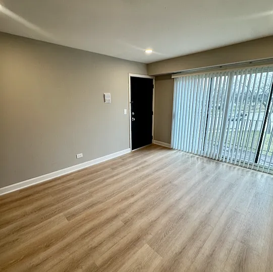 499 McHenry Rd #3B — Photo 8