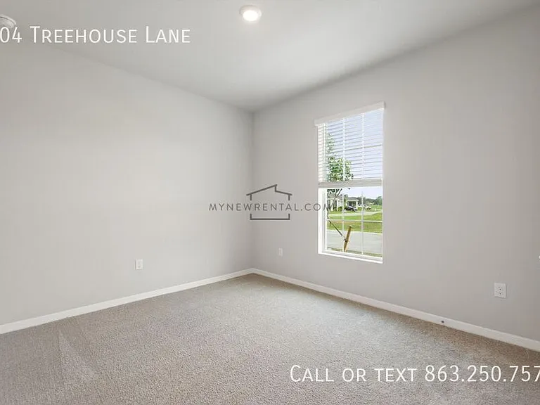 704 Treehouse Ln — Photo 17