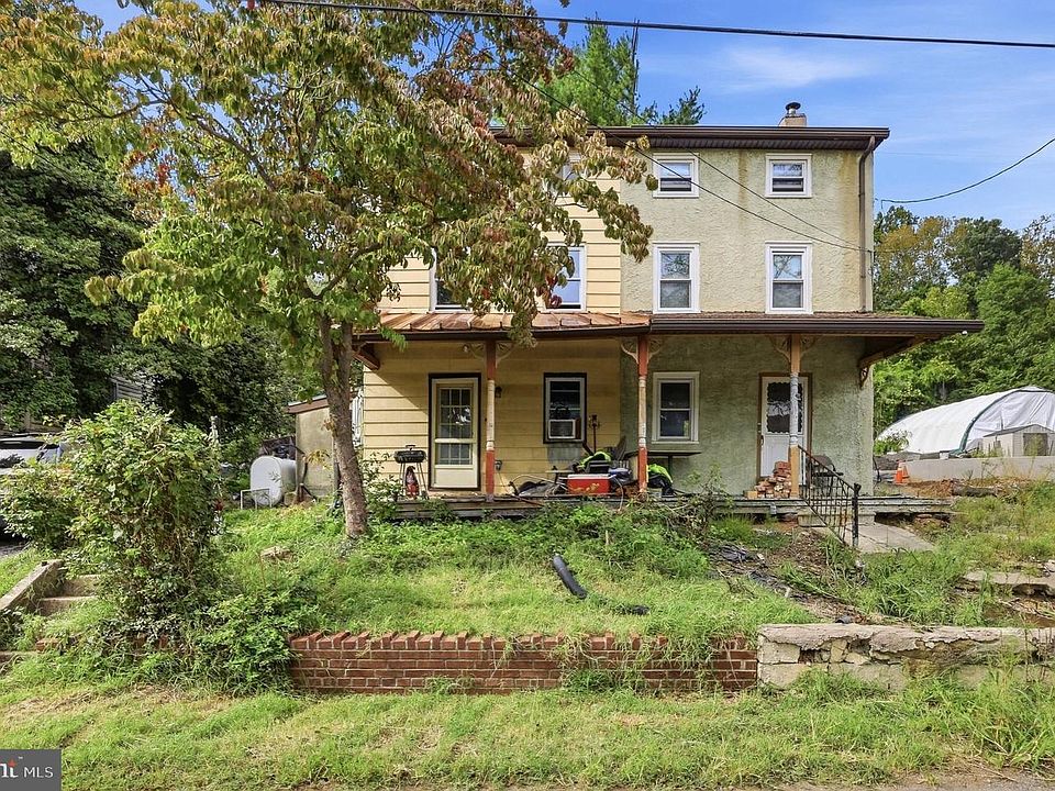 1st image of 361 Parkmount Rd