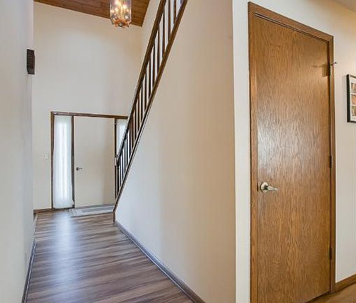 4th image of 1124 Tiffany Dr