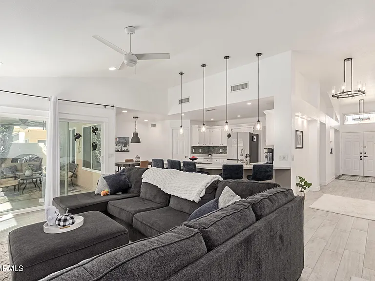 1551 W Ironwood Dr — Photo 10