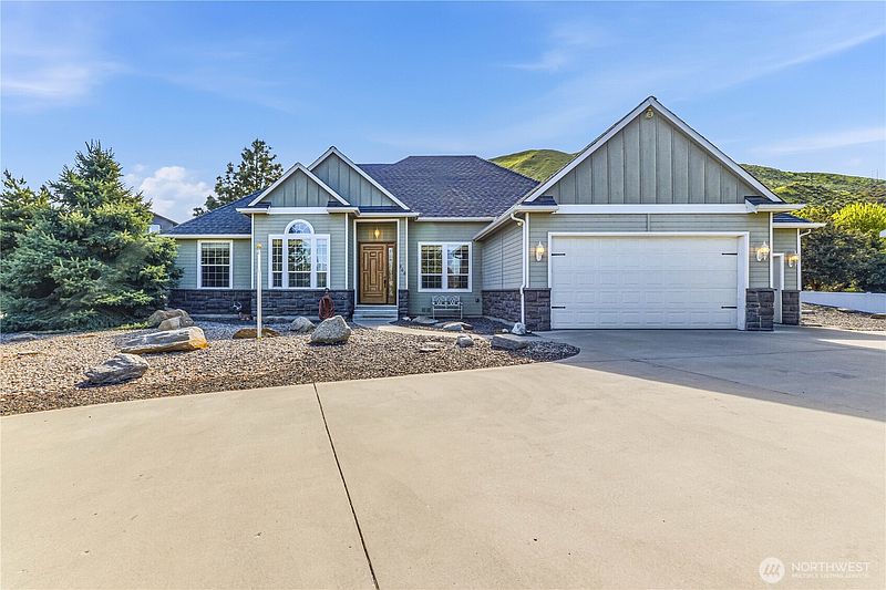 2nd image of 308 Kray Ike Court