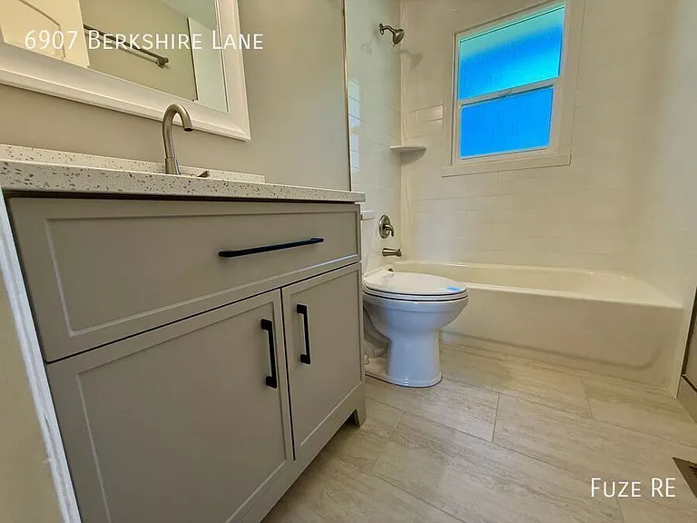 6907 Berkshire Ln — Photo 20