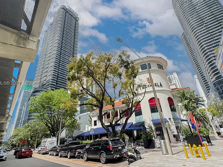 1000 Brickell Plz #2603 — Photo 29