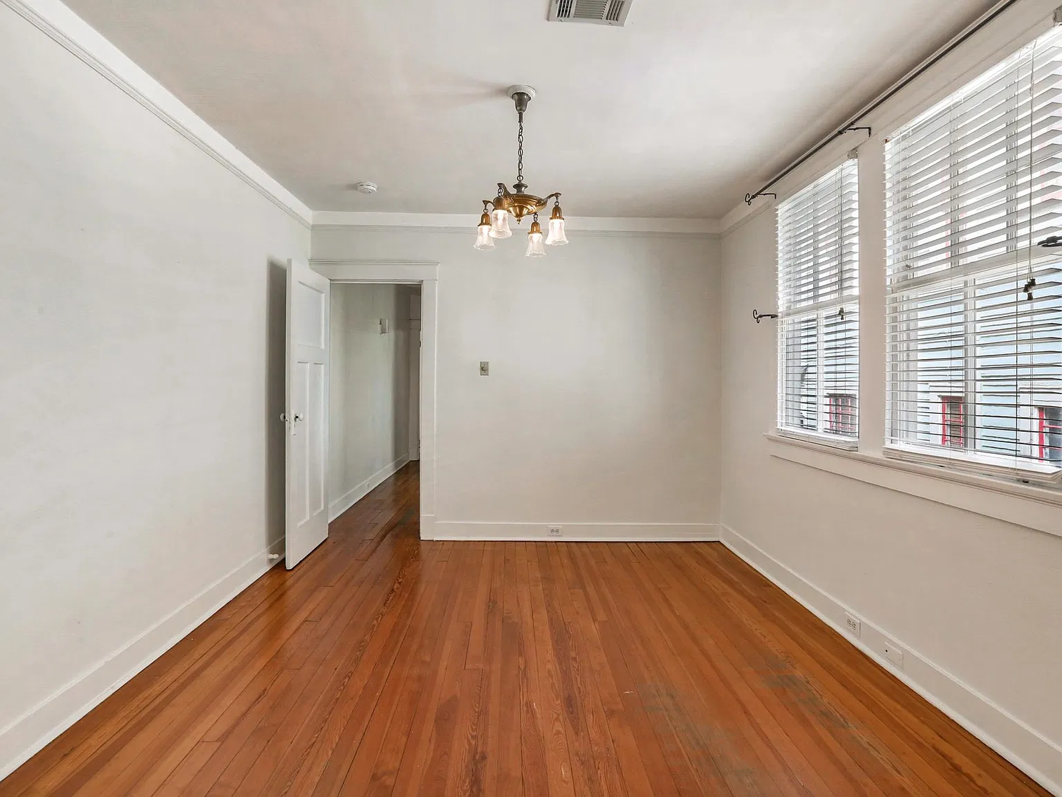 8224 Spruce St — Photo 4