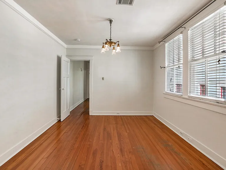 8224 Spruce St — Photo 4