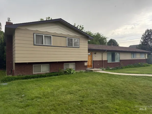 1503 E Dakota Ave, Nampa, ID 83686