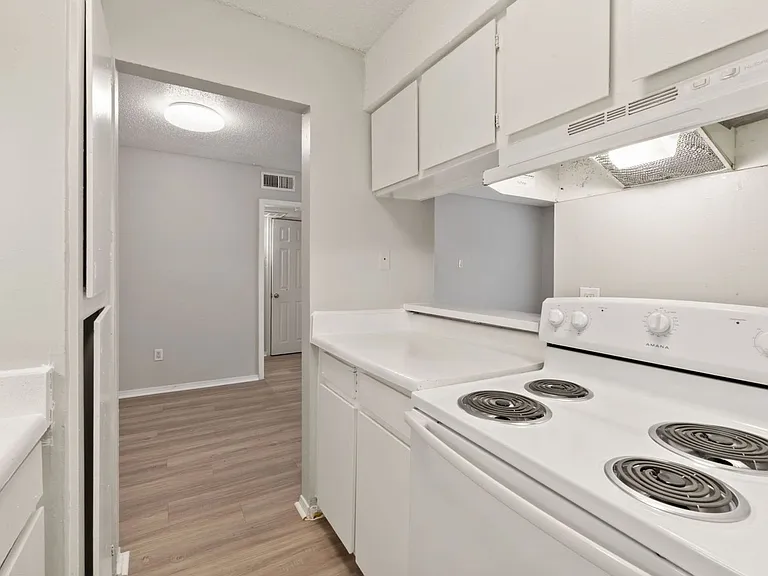Magnolia Flats — Photo 44