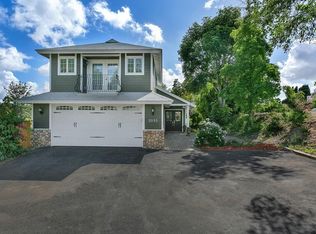 2033 Winterwarm Dr, Fallbrook, CA 92028