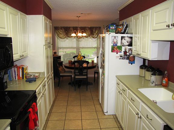 5th image of 100 Brandy Wine Ln