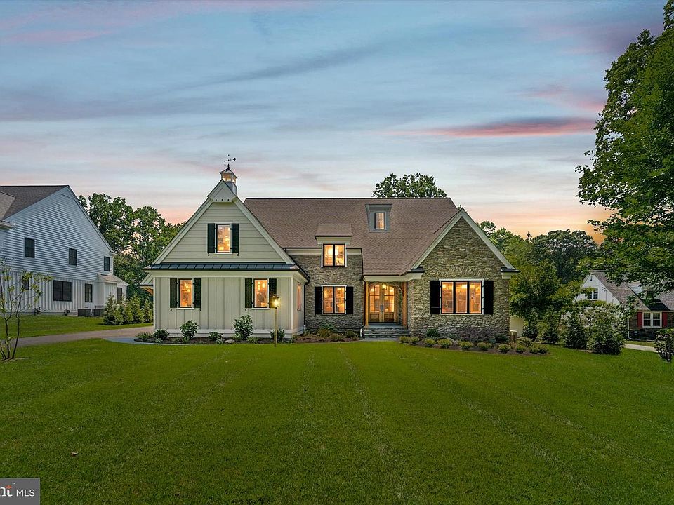 1st image of 365 Kirk Ln #C6