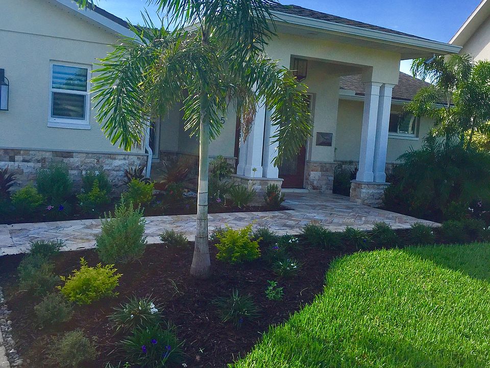 1st image of 3915 13th Way NE