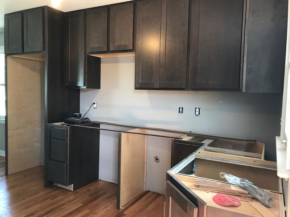 2nd image of 18 Bohling Rd