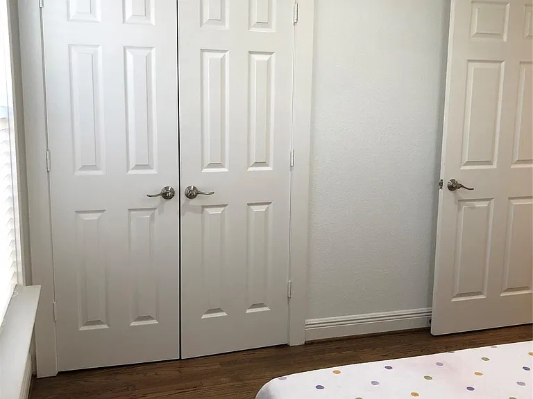 1346 Chantilly Ln — Photo 19