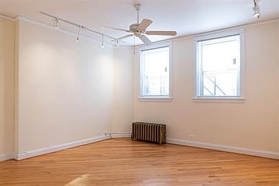 5th image of 5801 N Kenmore Ave #202