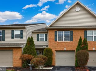 1114 Cross Creek Dr, Mechanicsburg, PA 17050