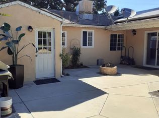 7740 Tampa Ave #B, Reseda, CA 91335