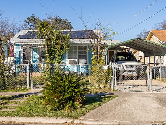 3rd image of 3311 W CESAR E CHAVEZ BLVD