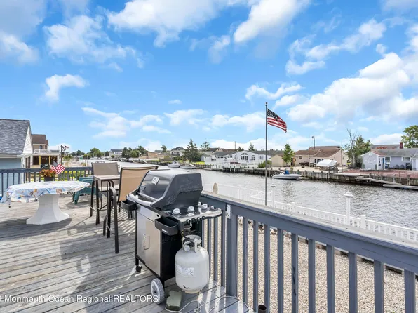 33 W Mullica Road, Little Egg Harbor, NJ 08087