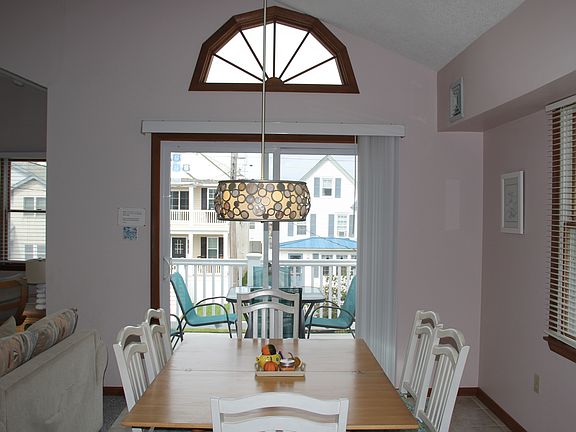 5th image of 1655 Asbury Ave