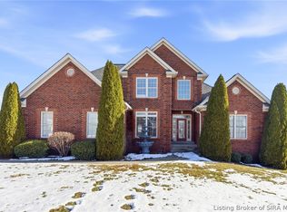 12306 Pinehurst Ct, Sellersburg, IN 47172