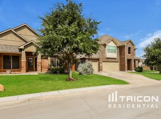 724 Great Cloud Dr, New Braunfels, TX 78130