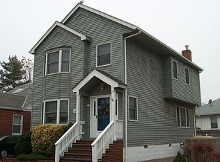 79 Cedarhurst Ave, Point Lookout, NY 11569