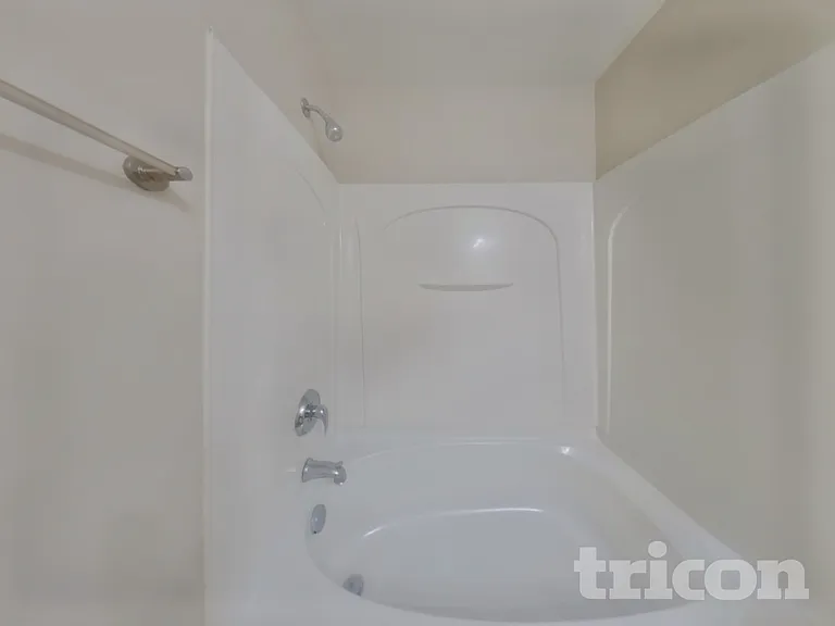 3022 Proverbs Ct — Photo 13