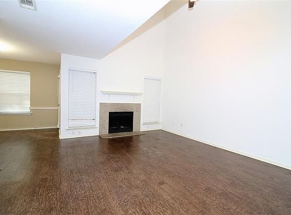 2nd image of 4018 Southern Charm Ct