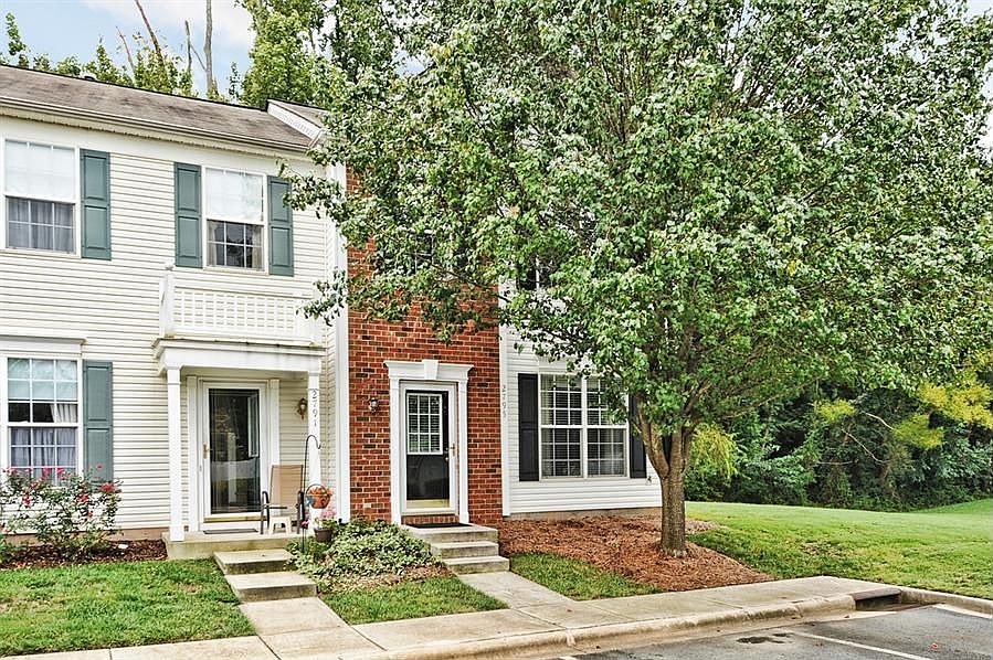 1st image of 2795 Thornbush Ct