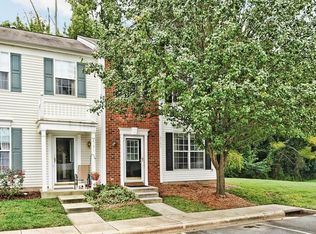 2795 Thornbush Ct, Charlotte, NC 28270