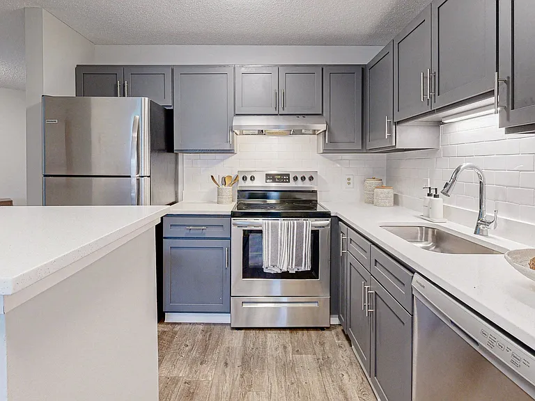 Audenn Apartments — Photo 46